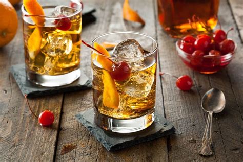 Scotch Old Fashioned Cocktail Recipe | Cocktail Society