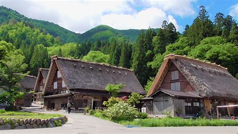 Discover The Tradition & Beauty Of Shirakawa-go - SNOW MONKEY RESORTS