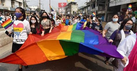 Indian gives green signal to LGBT rights