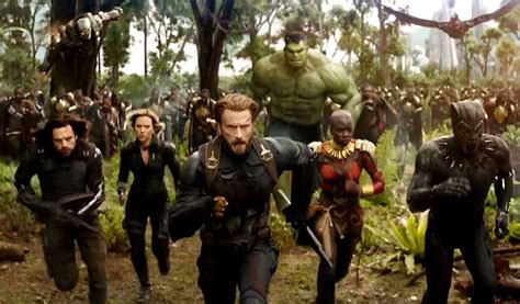 The 3 epic Avengers Assemble GIFs from Avengers, Age of Ultron & Infinify War you need - stuarte