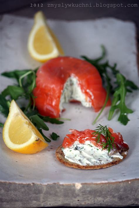 Senses in the kitchen: Smoked salmon parcels with caper cream cheese