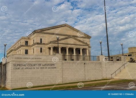 Mississippi Supreme Court Building and Court of Appeals in Jackson, MS ...