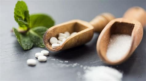 Stevia – A Good Sugar Substitute? - food-lifestyle-facts