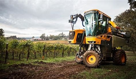 Pellenc Grape Harvester | Vineyard Management | Papé Machinery