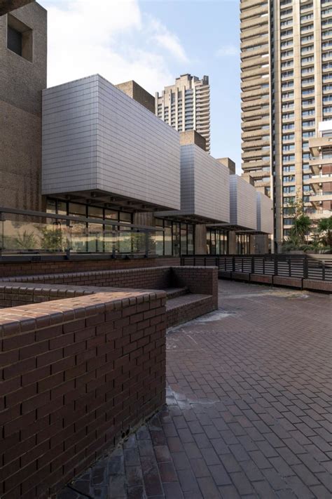 The Brutalist Architecture of the Barbican Centre - soonafternoon