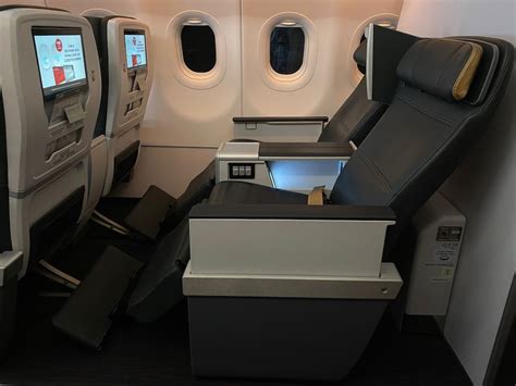 Review: Turkish Airlines A321neo Business Class (MCT-IST) - One Mile at a Time