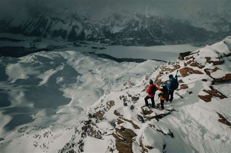 A Swiss Hiking Guide For Beginners {Tips From A Local} - Gr8 Travel Tips