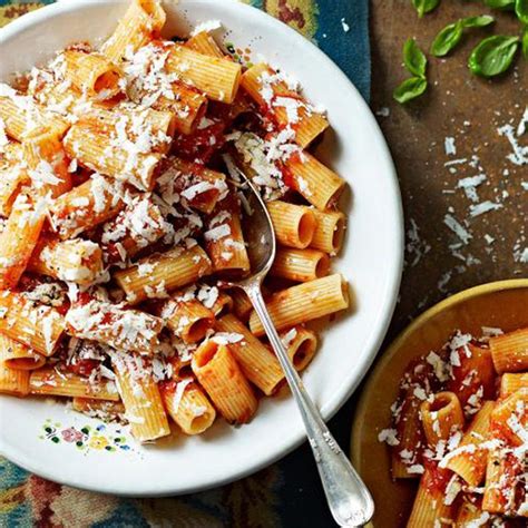 15 Of The Best Jamie Oliver Pasta Recipes