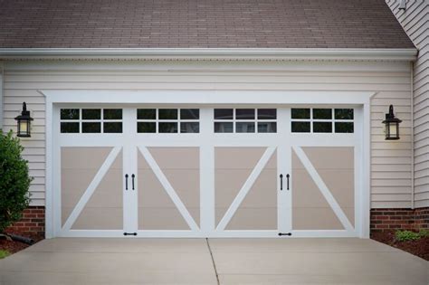 Carriage House Garage Door Install Company based in Gilbert