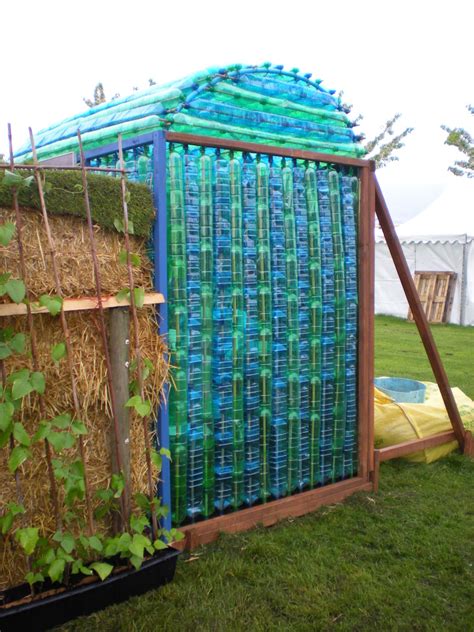 How to Build a DIY Greenhouse Using Plastic Bottles - Dengarden