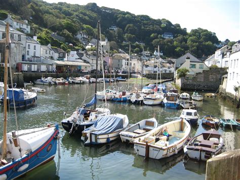 Polperro Beach - Photo "boats at polperro" :: British Beaches