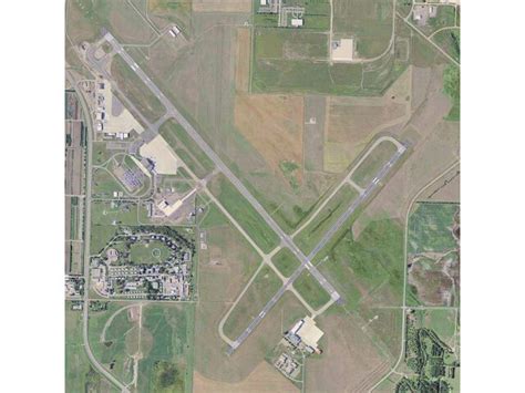 Bismarck Municipal Airport - Geographic Facts & Maps - MapSof.net