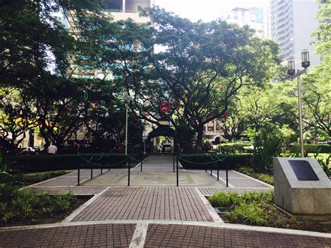 Makati Parks: Finding Refuge in the midst of the Corporate Jungle | Ivan + Khris' Travels - a ...