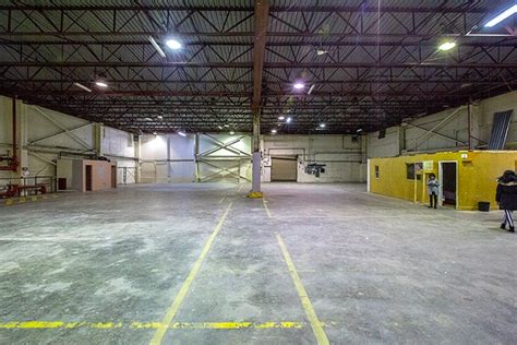 Warehouse Space For Rent Near You | Storefront