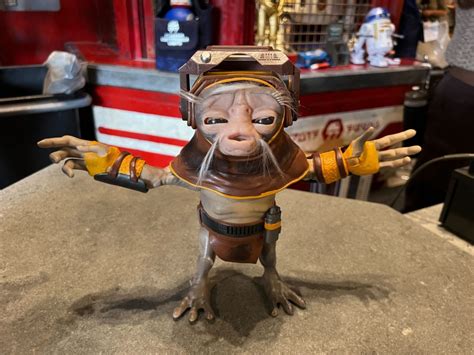 New Babu Frik Interactive Toy and Magnet at Star Wars: Galaxy's Edge in Disney's Hollywood ...