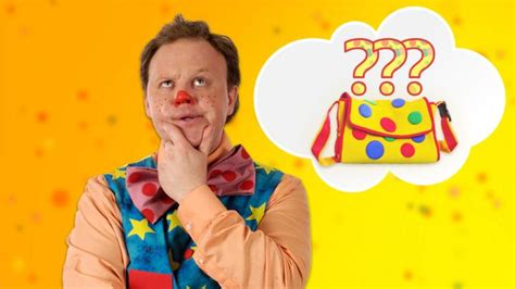 Pack Mr Tumble's spotty bag - CBeebies - BBC