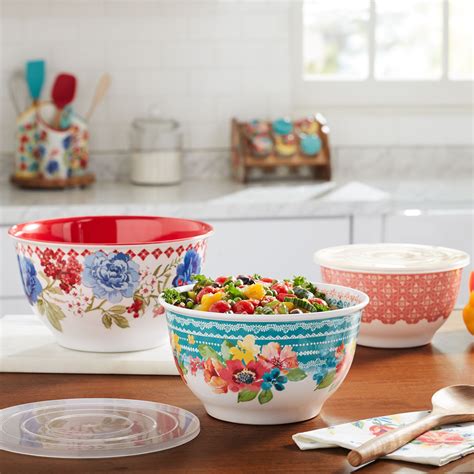 The Pioneer Woman Classic Charm Melamine Bowl Set with Lids, 6 Pieces ...