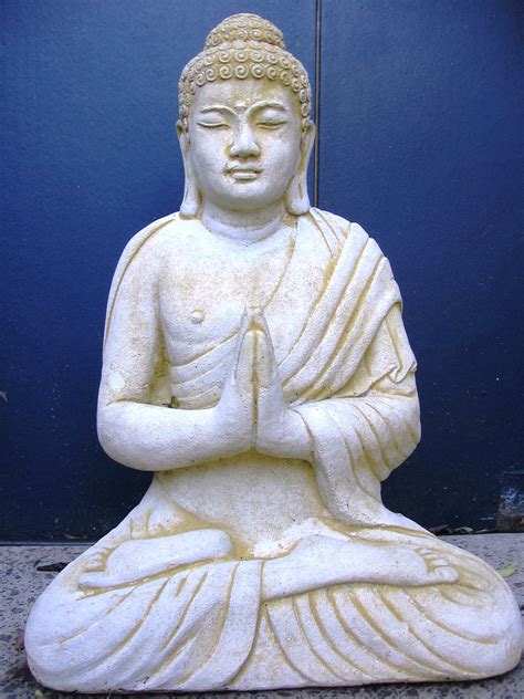 Fichier:Buddha statue.jpg — Wikipédia