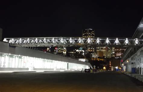 New Aluminum Bridge Installed in Port of Montreal - Light Metal Age Magazine