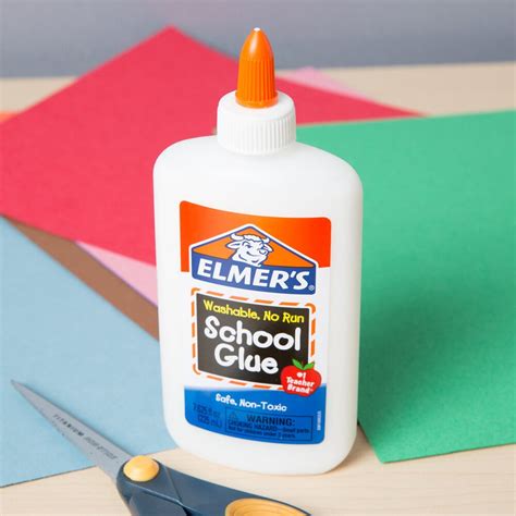 Elmer's EPIE308 7.6 oz. White Liquid School Glue