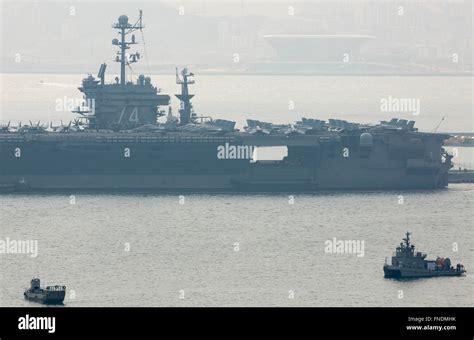 Uss john c stennis hi-res stock photography and images - Alamy