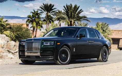 Rolls-Royce Phantom 2023 : l'opulence sur quatre roues - Guide Auto