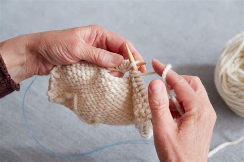 How to Backwards Loop Cast-On – Cocoknits