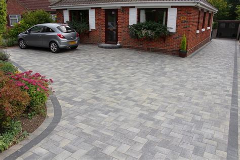 13 Elegant and Awe-Inspiring Driveway Paving Ideas – Affordable ...