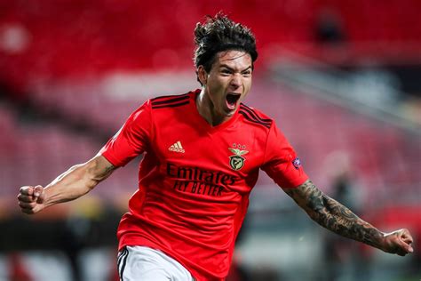 El uruguayo Darwin Núñez rescata al Benfica en el tiempo de prolongación