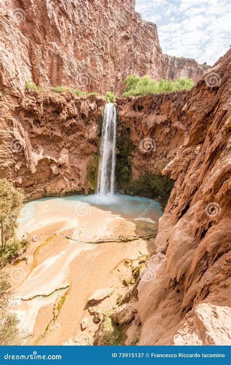 Grand Canyon, Mooney Falls stock image. Image of portrait - 73915137