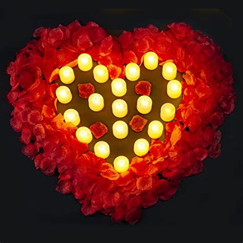 The Best Candles and Rose Petals for a Romantic Evening