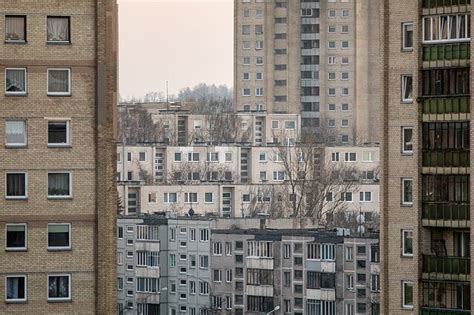 Properly maintained Soviet apartment blocks could last 100 years – expert - LRT