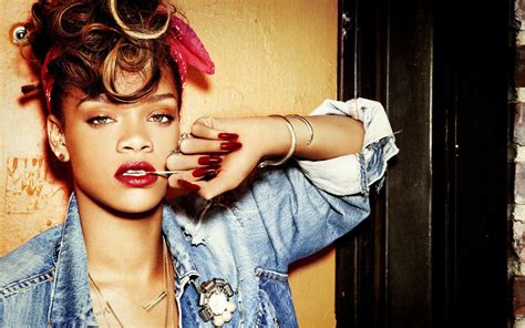 Rihanna Desktop Wallpapers - Top Free Rihanna Desktop Backgrounds - WallpaperAccess