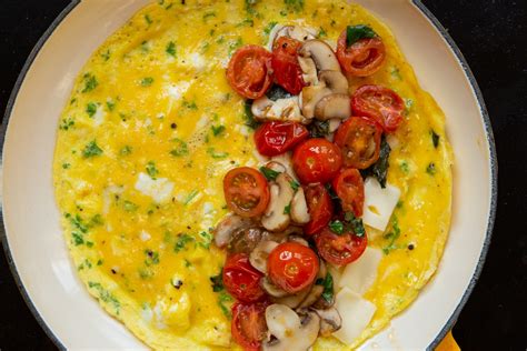 Mushroom Tomato Omelette | Golden Truffle