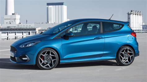 2017 Ford Fiesta ST facelift unveiled, 1.5L 3-cyl turbo, 197 hp & 290 Nm! - AutoBuzz.my