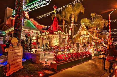 40+ Best Christmas Lights in San Diego (Updated 2019) - SoCal Field Trips