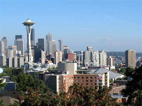 Kerry Park Viewpoint, Seattle, WA - Scenic Roadside Look-Outs on ...