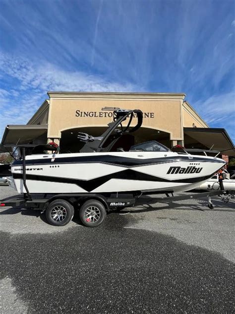 2023 Malibu Wakesetter 22 LSV Ski and Wakeboard for sale - YachtWorld