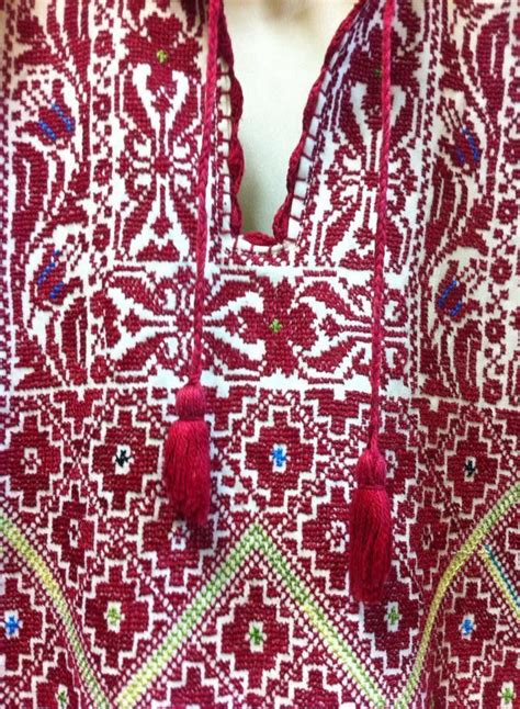 17 Best images about Palestinian Embroidery on Pinterest | Traditional ...