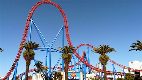 parabolas in architecture - Google Search | Gold coast theme parks, Biggest roller coaster ...