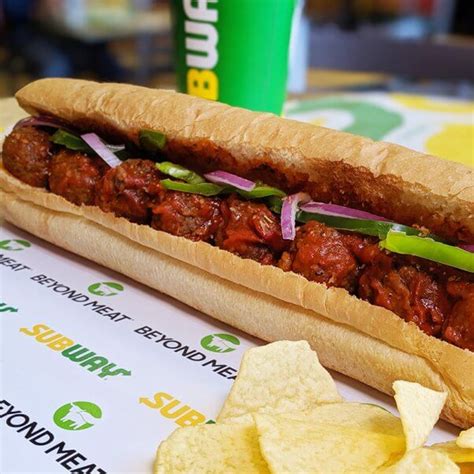 Beyond Meatball Marinara Subs Have Landed at Subway | PETA