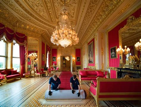 Inside the Queen’s majestic second home Windsor Castle, including ...