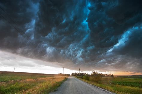 Mike Hollingshead Storm Chasing Photography | The Coolector