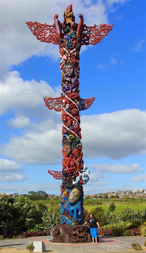 A gift from Maori and all New Zealanders to the world - The “Pou Kapua ...