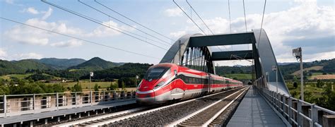 Scopri il treno ad alta velocità che collega Milano e Parigi