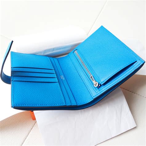 Hermès Béarn compact wallet Blue Leather ref.47513 - Joli Closet