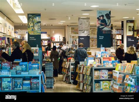 British Museum souvenir shop London England Stock Photo - Alamy