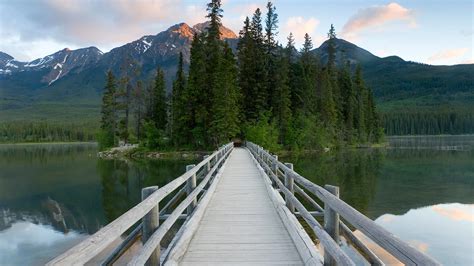 Pyramid Lake Jasper – Bing Wallpaper Download