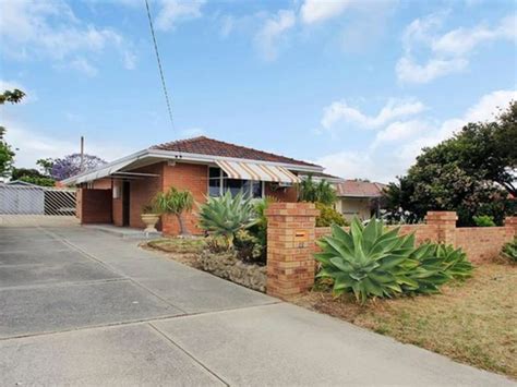 21 Shalford Way, Girrawheen WA 6064 | Sold: 10 Mar 2023