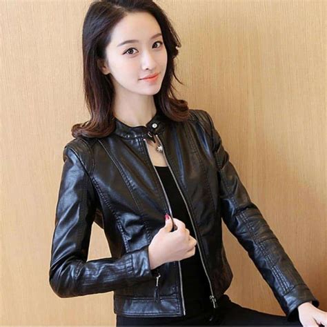 7 Pilihan Jaket Kulit Untuk Wanita - Ferrolcb.com